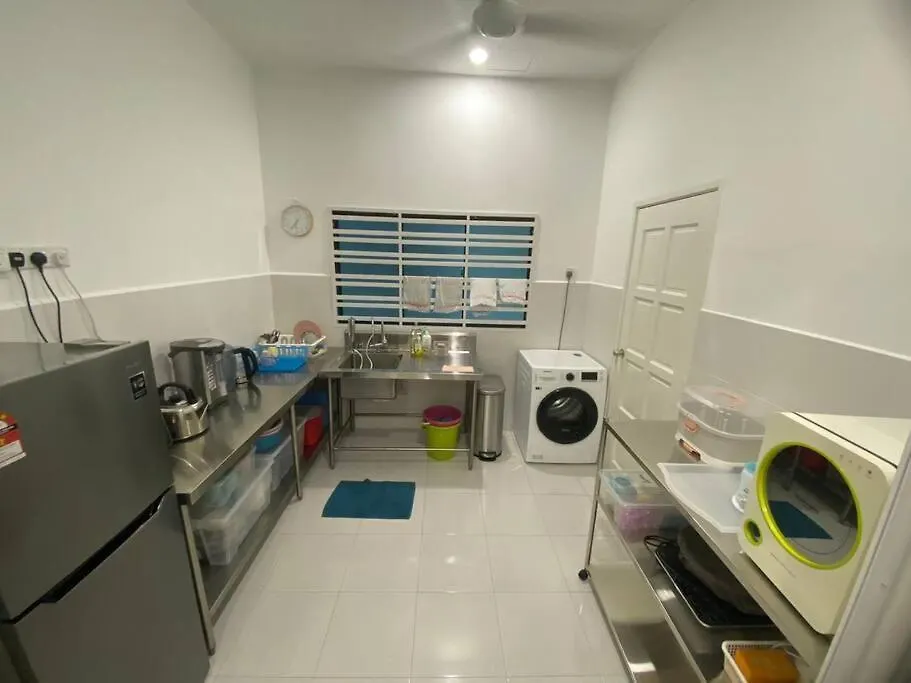 Casa de Férias Playhouse Fun4Kids 22Pax 6R5B Vila Malacca