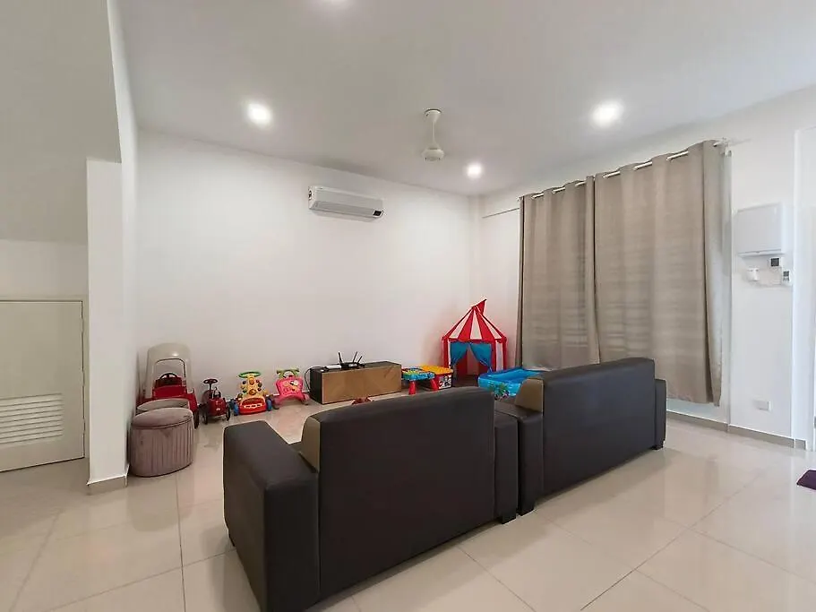 Casa de Férias Playhouse Fun4Kids 22Pax 6R5B Vila Malacca Malásia